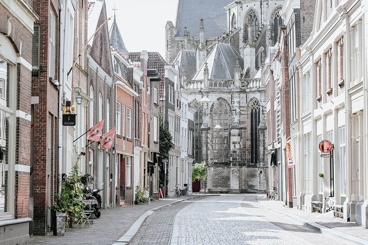 e-Scavenger hunt Dordrecht: Explore the city at your own pace