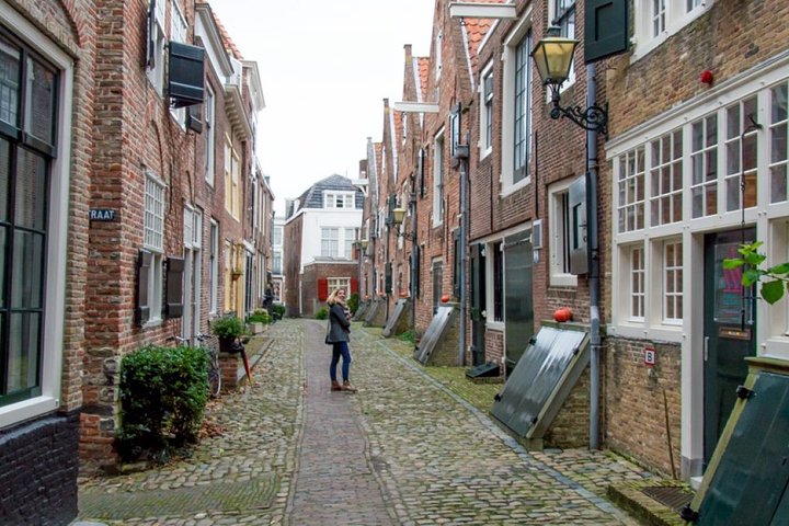 e-Scavenger hunt Middelburg: Explore the city at your own pace