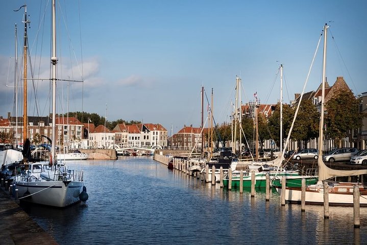 e-Scavenger hunt Middelburg: Explore the city at your own pace