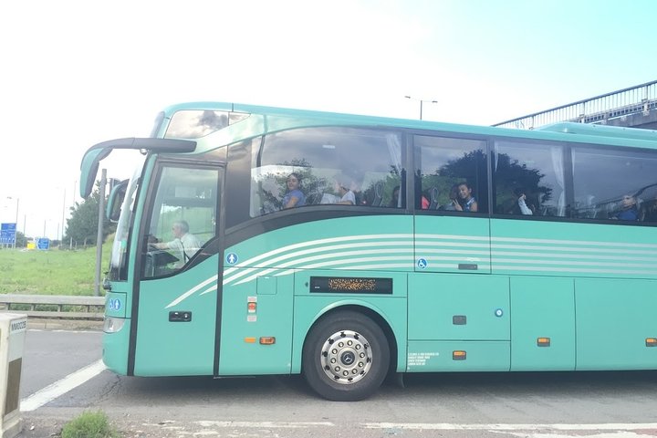 Private transfers between London Stansted Airport - Paddington Train Station