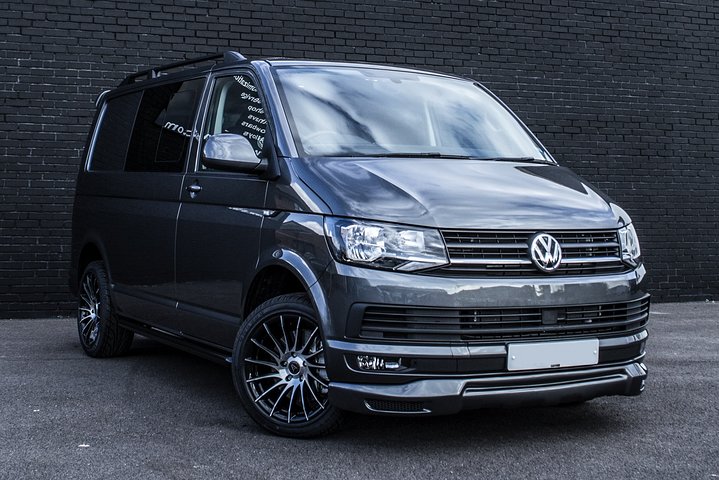 Private transfers between London Stansted - London Luton Airports