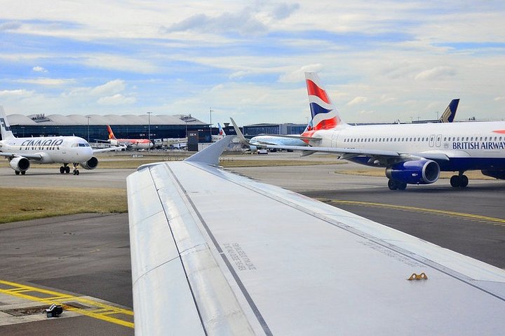 Private transfers to/from London Tilbury Cruise Port and London Stansted Airport