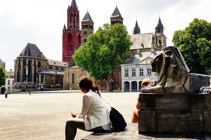 e-Scavenger hunt Maastricht: Explore the city at your own pace