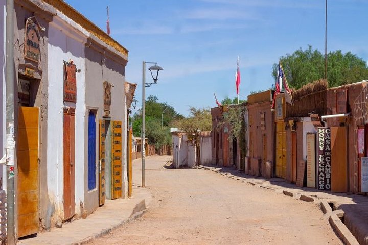 4-Day Atacama Desert Experience with Hotel, Tours & Meals