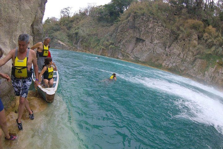 El Meco Waterfall and El Salto Waterfall Tour