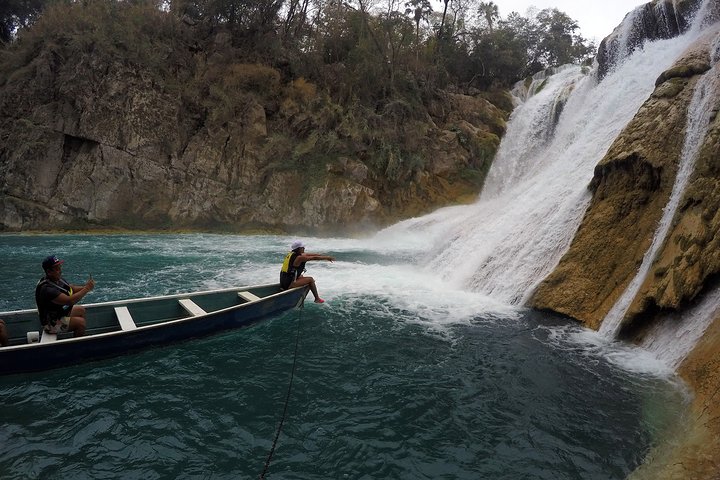 El Meco Waterfall and El Salto Waterfall Tour