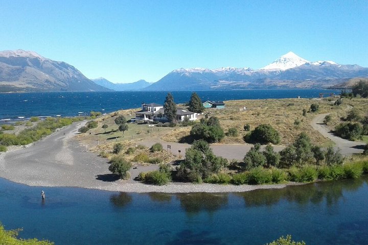 Tour of the Lanin Volcano and Huechulafquen Lake