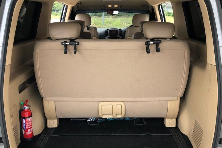 ~Chauffeur: Johor Bahru to Singapore MPV Transfer