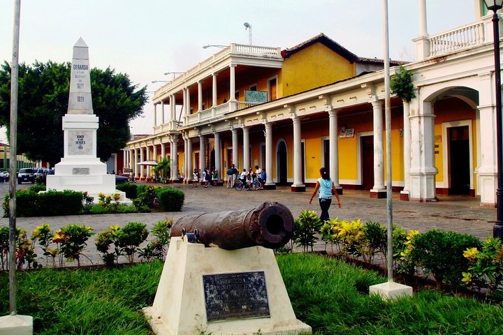 San Juan Del Sur Shore Excursion: Granada Colonial City and 365 Islets