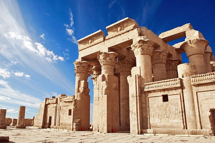 5 Day 4 Night - Deluxe Nile Cruise Luxor to Aswan - Private Tour