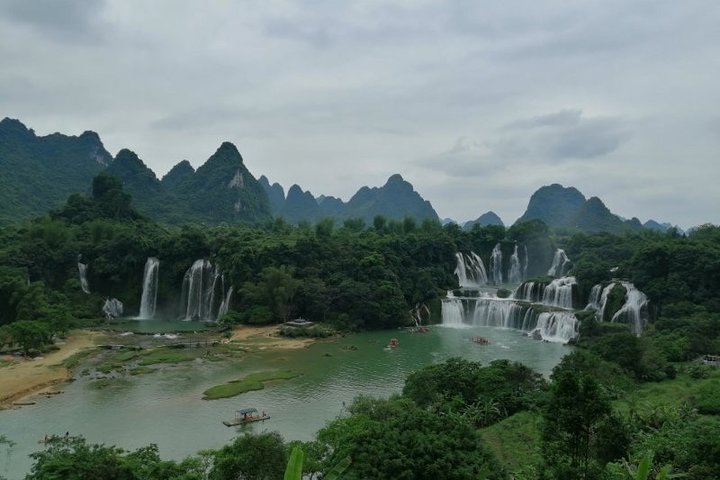 9-Day Private Tour from Nanning to Yangshuo and Guangzhou by car
