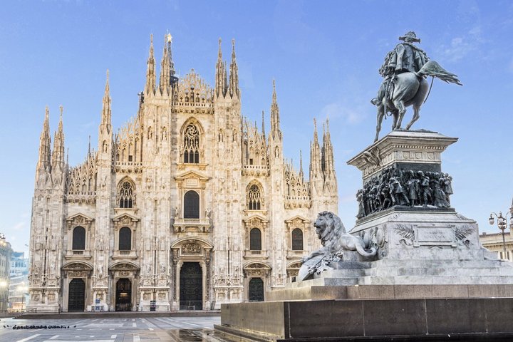 Airport Transfer: Malpensa Airport MXP to Milan by Luxury Van