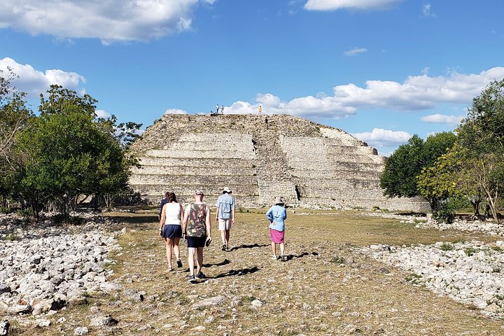 Chichen Itza skip the line - Cenote - Izamal from Valladolid