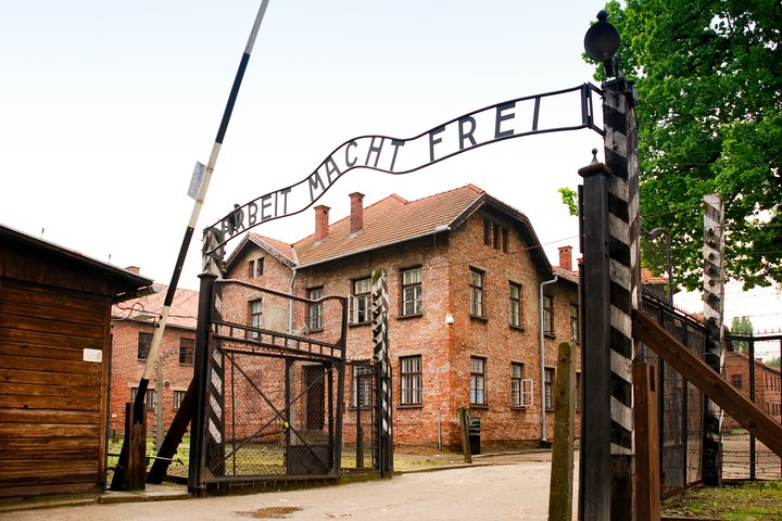 Private Full Day Excursion to Auschwitz from Krakow with Hotel Pick-up