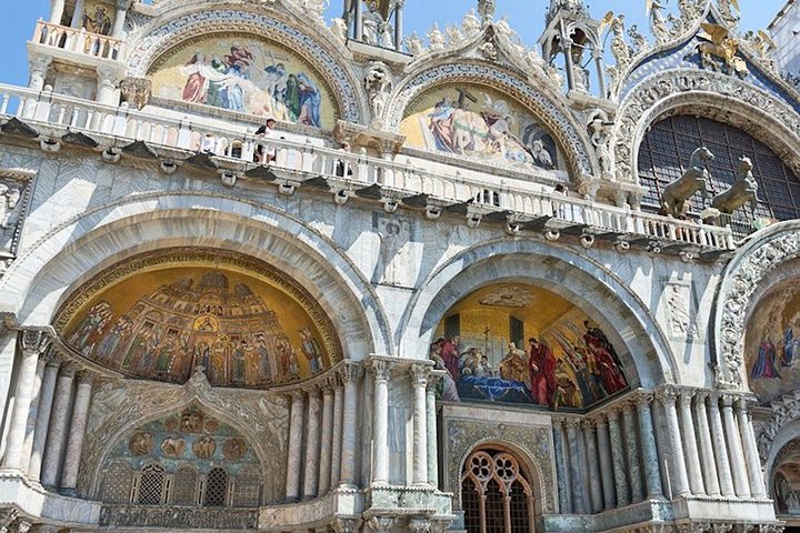 Venice: St.Mark's Basilica & Doge's Palace Tour with Tickets
