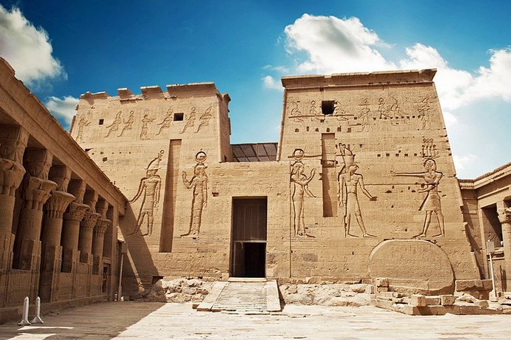 7-Days Tour Cairo and Nile Cruise with Domestic Flights