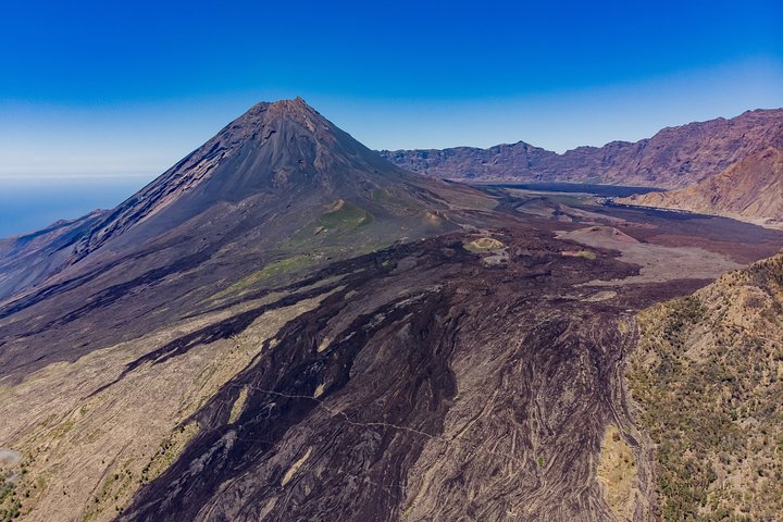 Ascent of Pico do Fogo, Fogo Volcano