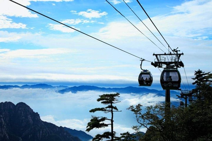 2-Day Huangshan Private Tour: Yellow Mountain and Xidi Ancient Village