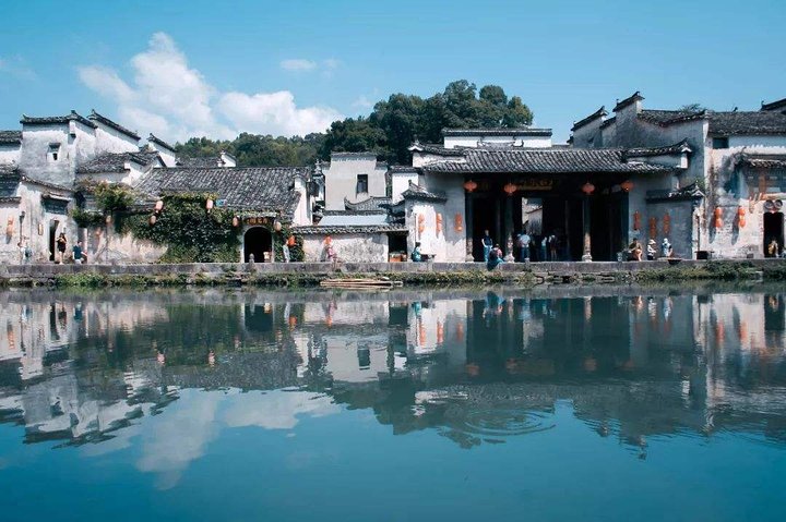2-Day Huangshan Private Tour: Yellow Mountain and Xidi Ancient Village