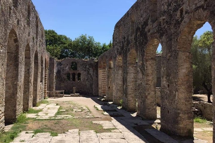 From Sarande: Blue Eye, Butrint, Ksamil & Lekuresi Castle Tour