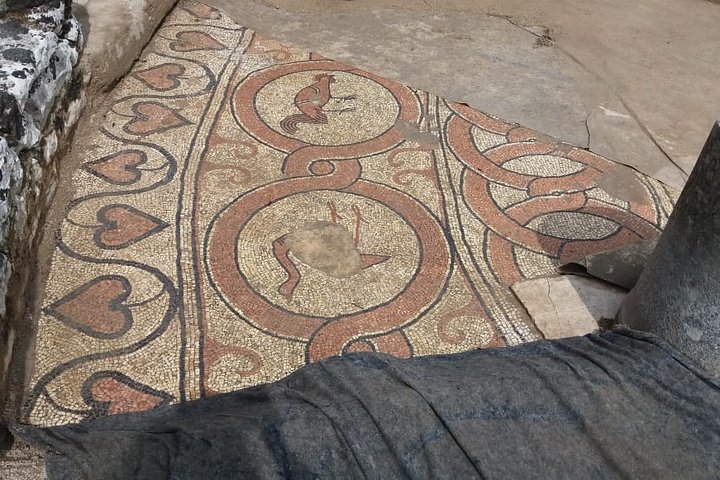 From Sarande: Blue Eye, Butrint, Ksamil & Lekuresi Castle Tour