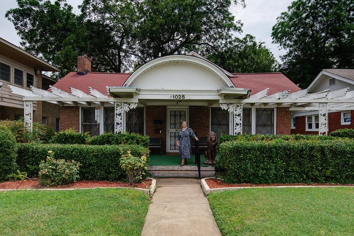 JFK Assassination Tour with JFK Museum and Oswald's Rooming House