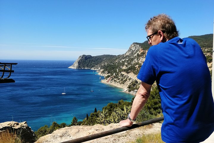 Secrets of Ibiza - Car tour in 4 hours