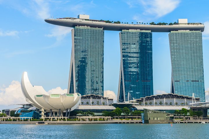 Private Transfer from Johor Bahru City Center to Singapore Hotels