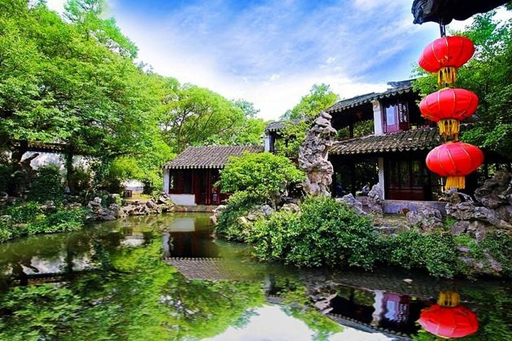4-Hour Tongli Water Town Private Tour from Suzhou with Boat Ride