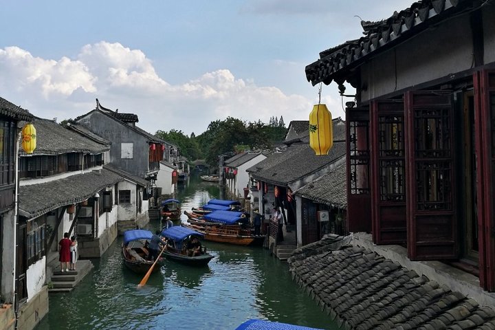 4-Hour Zhouzhuang Water Town Private Tour from Suzhou with Boat Ride