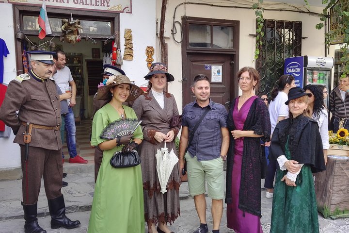 Discover Veliko Tarnovo at Your Pace: Private or Self-guided tour