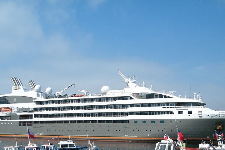 Valparaiso to Santiago Private Transfer or Santiago to Valparaiso