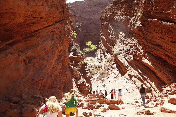 Promotion of 3 Excursions: Cafayate + Cachi + Salinas