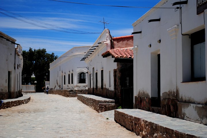 Promotion of 3 Excursions: Cafayate + Cachi + Salinas