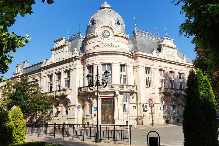 2 Days 2 Countries: Visit Bulgaria in 2-Day Private Trip from Bucharest