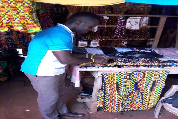 Private Cultural Tour of Kente and Adinkra Traditional Cloths