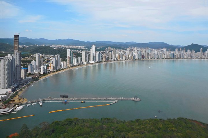 Private Tour: Itajai and Camboriu
