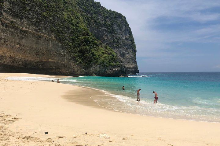 Nusa Penida Private Car Charter