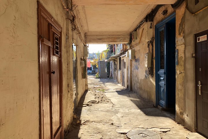 Privoz Market and Moldavanka Tour
