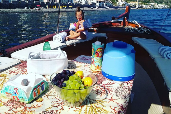 Lipari and Vulcano Private Boat Tour (7 hours)