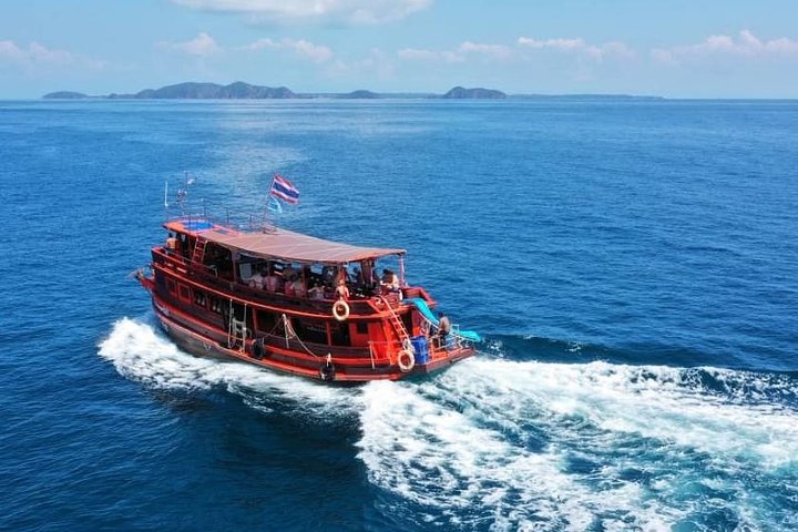 Koh Chang Dive Trip Including 3 Dives (Start at Koh Chang)