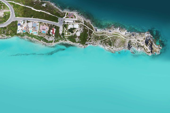 Isla Mujeres Cruise with Beach Club, Snorkel, Lunch and Open Bar
