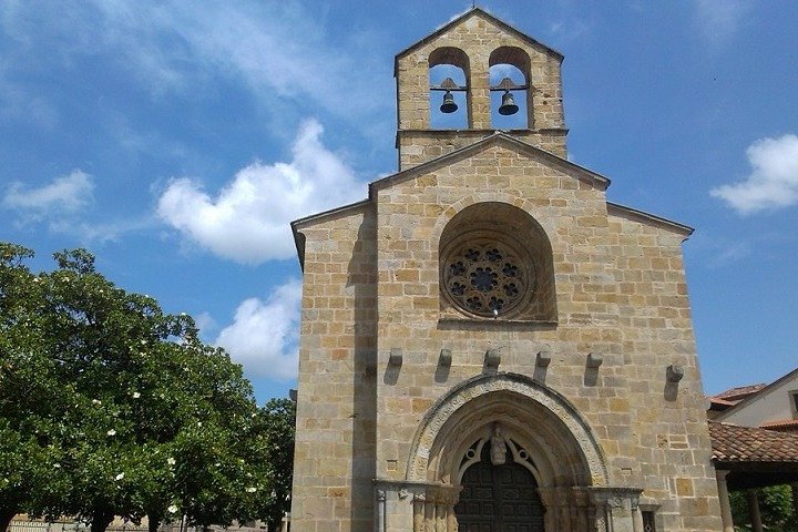 Private Tour of Gijon City and Villaviciosa