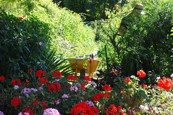 Guided tour Monet's house and gardens/small group
