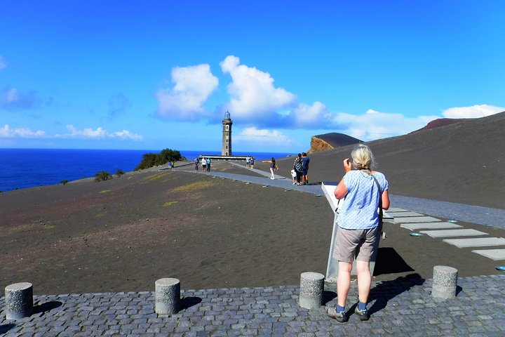 Faial Island: Full Day with Local Guide, Volcanoes and Landscapes