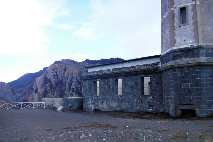 Faial Island: Full Day with Local Guide, Volcanoes and Landscapes