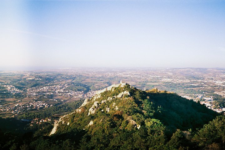 Private Sintra Tour Palaces and Coast by Vintage Car or Jeep