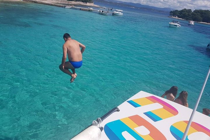 Luxury Blue Cave, Hvar and Vis Boat Tour from Split and Brac