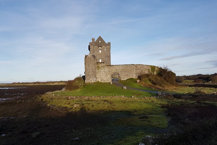 Galway to Aran Islands & Cliffs of Moher Day Tour & Cliffs Cruise