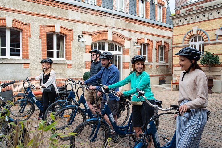 From Epernay Full day Electric bike Champagne and lunch